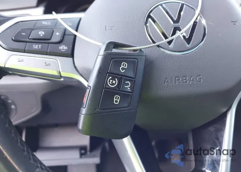 2020 Volkswagen Atlas Cross Sport 2.0T Se W/Technology/2.0T Se W/Technology R-Line from USA, damaged, VIN 1V26C2CA9LC202743